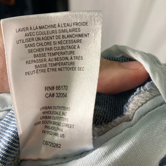 Free People Blue Distressed Denim Mini Skirt Size 8 Raw Hem Belted Waist - Picture 2 of 16